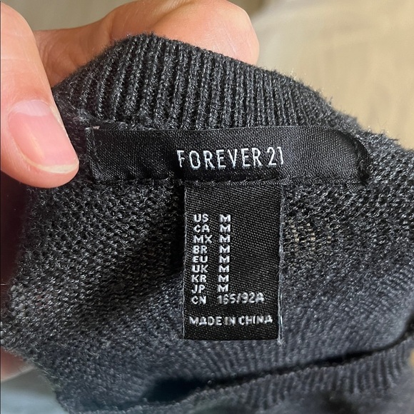 Forever 21 Charcoal Short Sleeve Tee - Picture 2 of 2